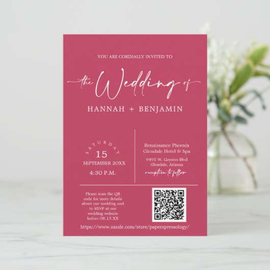 Invitation Magenta Minimal Script Mariage Arc QR Code photo (Debout devant)