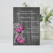 Invitation Magenta Rustic Butterfly Fête des mariées Invitati (Debout devant)