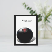 Invitation Magic 8 Ball dit, "Outlook est bon !" (Debout devant)