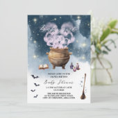 Invitation Magic sorcière Cauldron Baby Girl Brassage Baby sh (Debout devant)