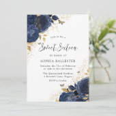 Invitation Magical Navy Indigo Blue Roses & Gold Sweet 16 (Debout devant)