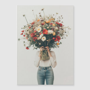 Invitation Magnétique Caché derrière les fleurs