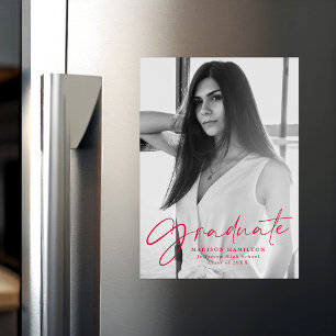 Invitation Magnétique Diplôme de photo stylish Red Script