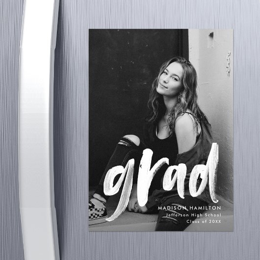 Invitation Magnétique Diplôme photo de script de pinceau moderne