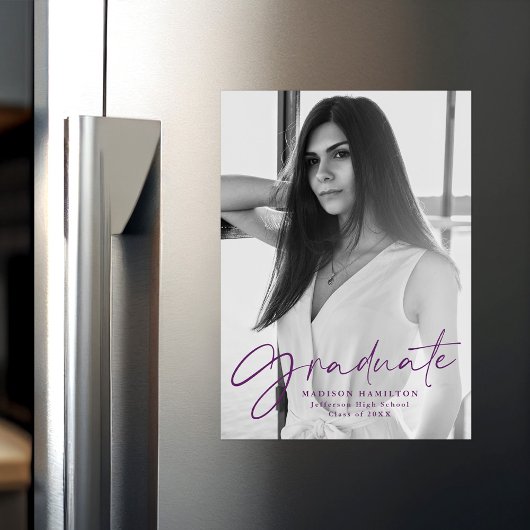 Invitation Magnétique Élégant script violet photo Graduation