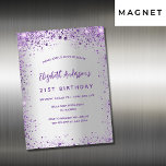 Invitation Magnétique Jour d'anniversaire violet violet mousseux luxe<br><div class="desc">Une invitation magnétique à la fête d'anniversaire de 21e anniversaire, féminine et féminine (ou tout âge). Devant : Un arrière - plan à la mode faux argent. Décoré de parties scintillant violet foncé et violet, pétillant. Personnalisez et ajoutez un nom, des détails du parti. Le nom est écrit avec un...</div>