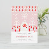 Invitation Maison en pain d'épices rose Décoration fête d'ann (Debout devant)