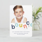 Invitation Maison gonflable Colorée Moderne Anniversaire Enfa (Debout devant)