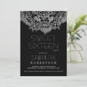 Invitation Mandala florale boho argent Sweet 16 party (Debout devant)