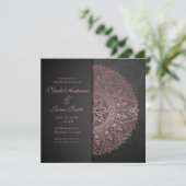 Invitation Mandala noir et or rose élégant mariage (Debout devant)