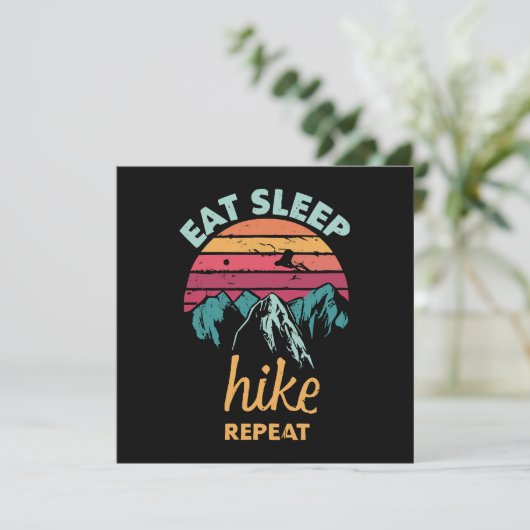 Invitation Manger, Dormir, Randonnée, Répéter (Debout devant)