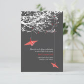 Invitation Manipuler Des Grues En Papier Sur Les Branches Réc (Debout devant)