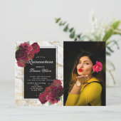 Invitation marbre or rose floral Quinceanera Photo (Debout devant)