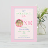 Invitation Marche à pied Pickleball Thème Monnaie rose 1er an (Debout devant)