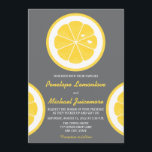 Invitation Mariage À THÈME DE LÉMON JAUNE ET GRIS<br><div class="desc">CES INVITATIONS MARITIMES AMUSANTES, FRAÎCHES ET MODERNES DANS DES HUILES GRIS, BLANCHES ET JAUNES CLAIRS AVEC DES CHAUSSURES DE CITRON ET DEUX GRAINES EN FORME DE COEUR SONT PARFAITES POUR UN PRINTEMPS OU UN MARIAGE D'ÉTÉ AVEC UN THÈME DE CITRON. LE DOS DE L'INVITATION EST JAUNE AVEC UN MOTIF DE...</div>