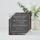 Invitation Mariage au tableau noir cuir et dentelle (Debout devant)