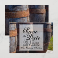 Mariage au vignoble champêtre et tonneau de vin ru
