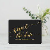Invitation Mariage calligraphié noir et or Save The Date (Debout devant)