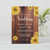 Invitation Mariage campagnard de tournesols en bois rustique (Debout devant)