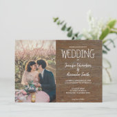 Invitation Mariage campagnard photo rustique en bois de grang (Debout devant)