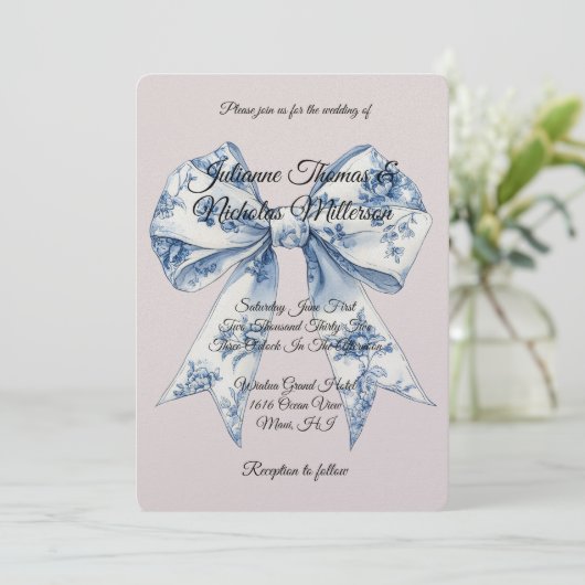 Invitation Mariage Chic Bleu Blanc Ruban Rose Pâle (Debout devant)