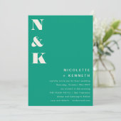 Invitation Mariage Chic Moderne Monogramme Gras Vert Émeraude (Debout devant)