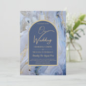 Invitation Mariage d'arche en marbre moderne bleu or (Debout devant)