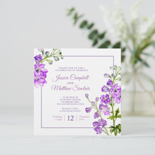 Invitation Mariage d'art de l'aquarelle violette de Delphiniu (Debout devant)