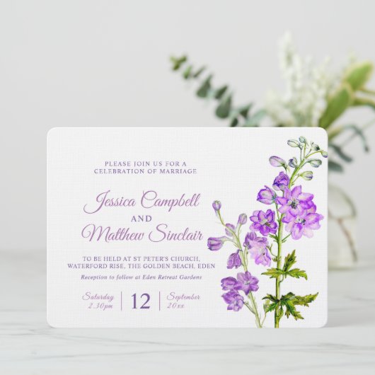 Invitation Mariage d'art de l'aquarelle violette de Delphiniu (Debout devant)