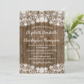 Invitation Mariage de calligraphie de dentelle de bois rustiq (Debout devant)