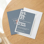 Invitation Mariage de date verticale bleu moderne<br><div class="desc">Ce faire-part de mariage élégant présente un design de date vertical audacieux en blanc immaculé sur un arrière - plan bleu ardoise, associé à une typographie moderne pour un look élégant et contemporain. Parfait pour les couples à la recherche d'une esthétique minimaliste et d'un côté graphique. Idéal pour les mariages...</div>