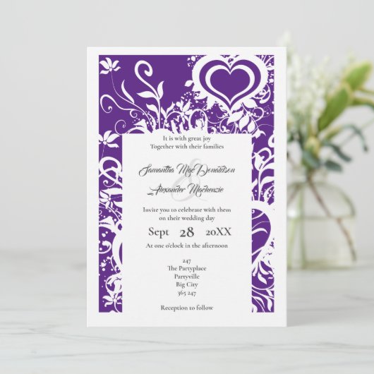 Invitation Mariage de découpe de papier à fleurs violet et bl (Debout devant)