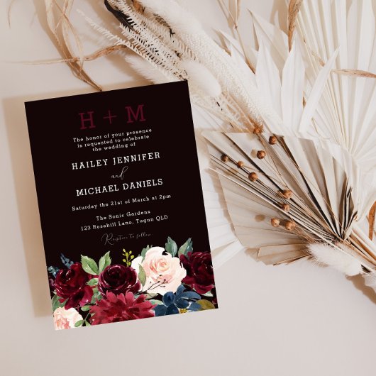 Invitation Mariage de monogramme floral de vin rouge de Bourg