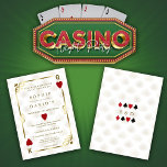 Invitation Mariage de poker White Gold Gatsby Casino Las Vega<br><div class="desc">Unique Casino Royale et Great Gatsby conception de carte à thème. Il présente un style art déco vintage, un cadre rompu de Roaring des années 1920 avec fausse feuille d'or Fleur-de-lis, coeurs rouges, Q et K sur deux coins (simulant des cartes à jouer), sur arrière - plan motif Art déco...</div>
