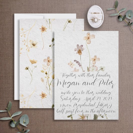 Invitation Mariage de style calligraphique Fine Art Wildflowe