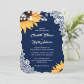 Invitation Mariage de tournesol en dentelle bleu marine (Debout devant)