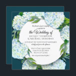 Invitation Mariage d'été Blanc Hydrangea Floral Peacock Bleu<br><div class="desc">Intemporel. Classique. Suite romantique à faire-part de mariage avec hydrangée à motifs floraux a été peinte à la main en acrylique sur toile par Audrey Jeanne Roberts. Arrière - plan est un bleu paon riche profond (et peut être changé). Droit d'auteur .</div>