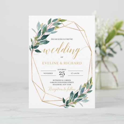 Invitation Mariage d'eucalyptus vert à cadre hexagonal or (Debout devant)