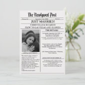 Invitation Mariage discret dans le journal juste mariés (Debout devant)