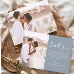 Invitation Mariage élégant Dusty Blue Merci photo<br><div class="desc">Mini-Dusty Mariage Merci Cartes qui ont une photo à l'avant et à l'arrière. Les cartes de remerciement contiennent une typographie de script moderne,  lettrée à la main,  qui sont élégantes,  simples et modernes à utiliser après la célébration du mariage.</div>