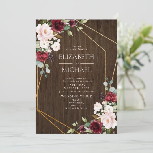 Invitation Mariage en bois géométrique rougeâtre Burgundy (Debout devant)