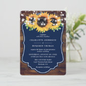 Invitation Mariage en bois rustique de tournesol bleu marine (Debout devant)