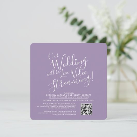 Invitation Mariage en streaming violet blanc (Debout devant)
