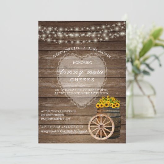 Invitation Mariage en tonneau rustique en bois avec tournesol (Debout devant)