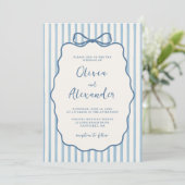 Invitation Mariage Fantaisiste Rayure Nœud Bleu Poussiéreux I (Debout devant)