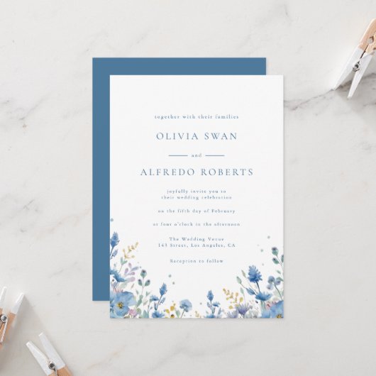 Invitation Mariage Floral Blanc Bleu Moderne (Devant/Arrière en situation)