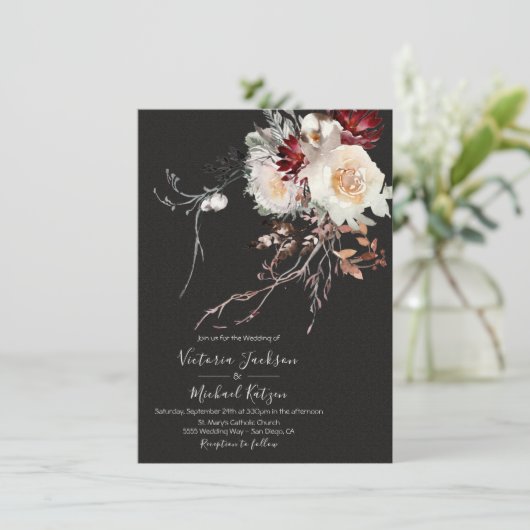 Invitation Mariage floral d'hiver foncé et humide (Debout devant)