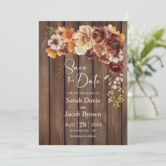 Invitation Mariage floral en bois rustique Enregistrer la dat (Debout devant)