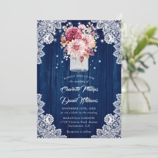 Invitation Mariage floral marine bleu et blanc bois mason jar (Debout devant)