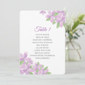 Invitation Mariage floral pourpre. Plans de table de fleurs d (Debout devant)